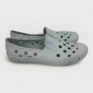 Vans Slip-On TRK Light Blue Sneakers Trek Slip-On Water Shoes Men’s Size 13
